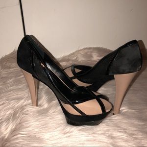 Jessica Simpson Heels in combo - cream & black 8.5